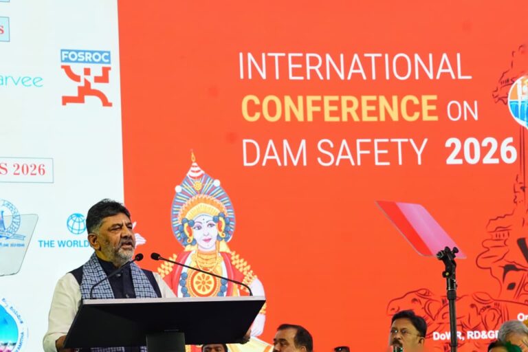 ಕೇಂದ್ರದ ಅನುಮತಿ ಸಿಕ್ಕರೆ ಮೇಕೆದಾಟು, ಯುಕೆಪಿ ಯೋಜನೆ ಜಾರಿ: ಡಿಸಿಎಂ ಡಿ.ಕೆ. ಶಿವಕುಮಾರ್